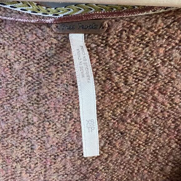 Free People Irresistible Sweater Size xSmall - Picture 3 of 7